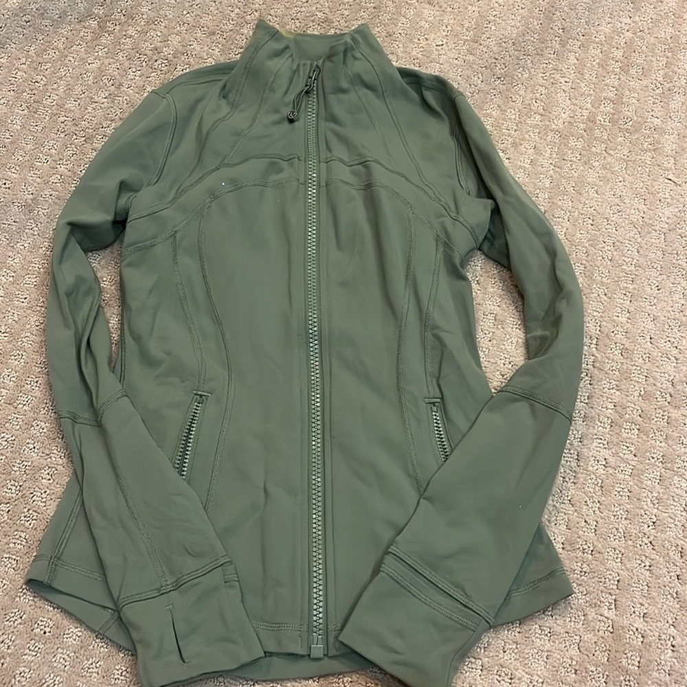 Lululemon Army Green Define Jacket size 6
